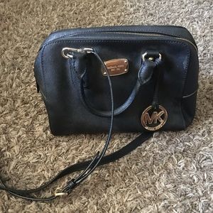 Michael kors crossbody black bag